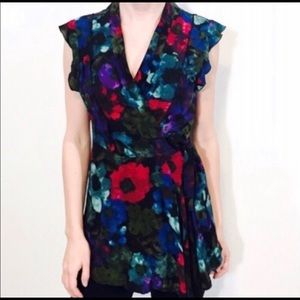 Anthropologie Fei silk wrap top size 4